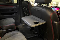 musta Volkswagen ID. Buzz 2026 kuva 38.