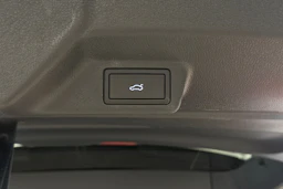 valkoinen Volkswagen ID. Buzz 2026 kuva 17.