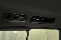 valkoinen Volkswagen ID. Buzz 2026 kuva 20.