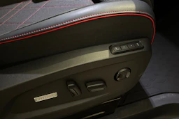 valkoinen Volkswagen ID. Buzz 2026 kuva 24.