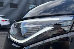musta Volkswagen ID. Buzz 2027 kuva 18.