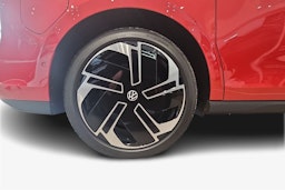 punainen Volkswagen ID. Buzz 2026 kuva 9.