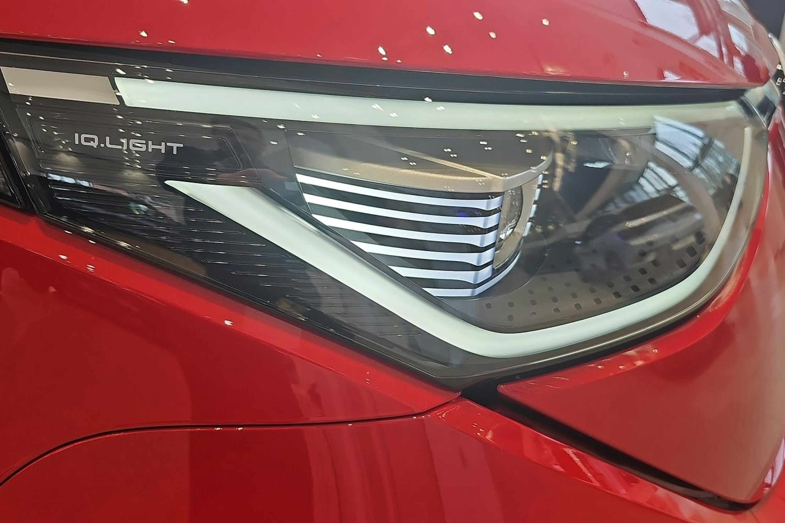 punainen Volkswagen ID. Buzz 2026 kuva 14.