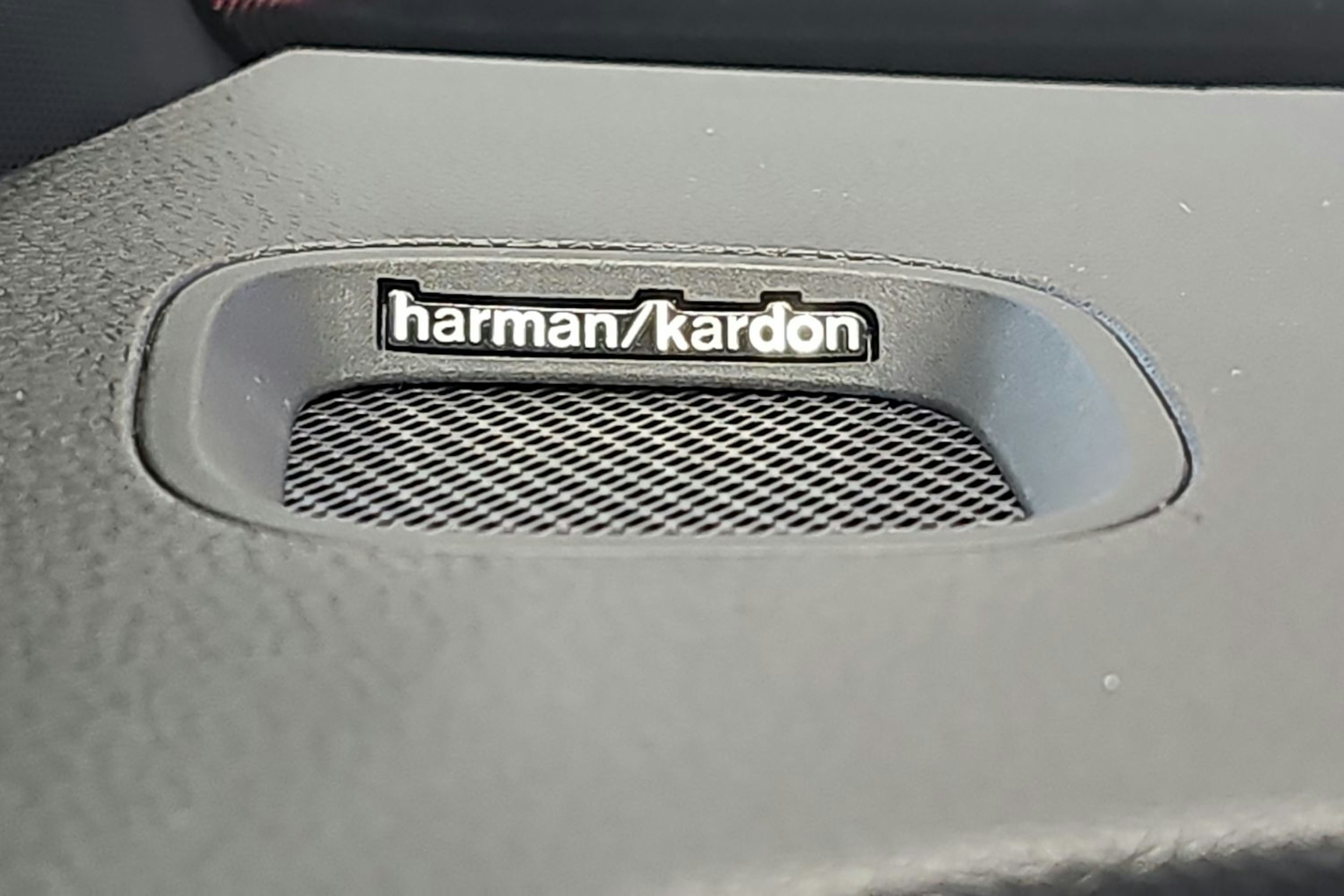 punainen Volkswagen ID. Buzz 2026 kuva 19.