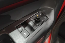 punainen Volkswagen ID. Buzz 2026 kuva 16.
