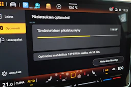 punainen Volkswagen ID. Buzz 2026 kuva 25.