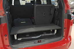 punainen Volkswagen ID. Buzz 2026 kuva 33.