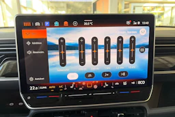 Harmaa Volkswagen ID. Buzz 2026 kuva 19.