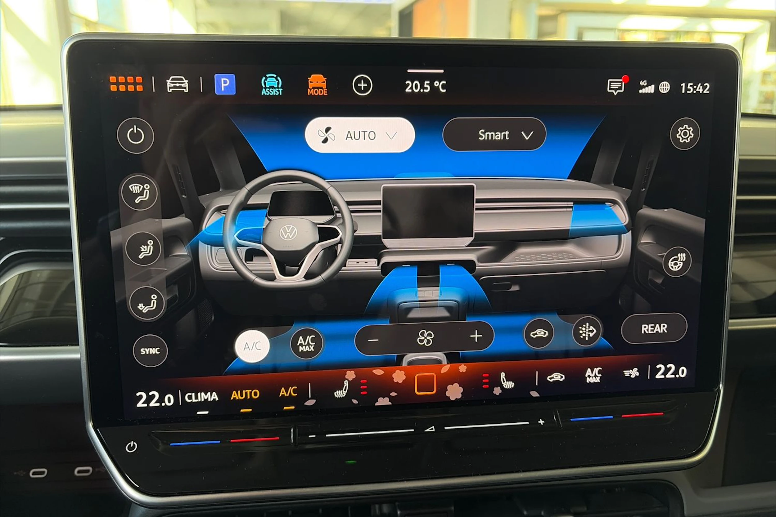 Harmaa Volkswagen ID. Buzz 2026 kuva 24.