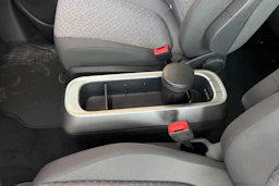 Harmaa Volkswagen ID. Buzz 2026 kuva 41.