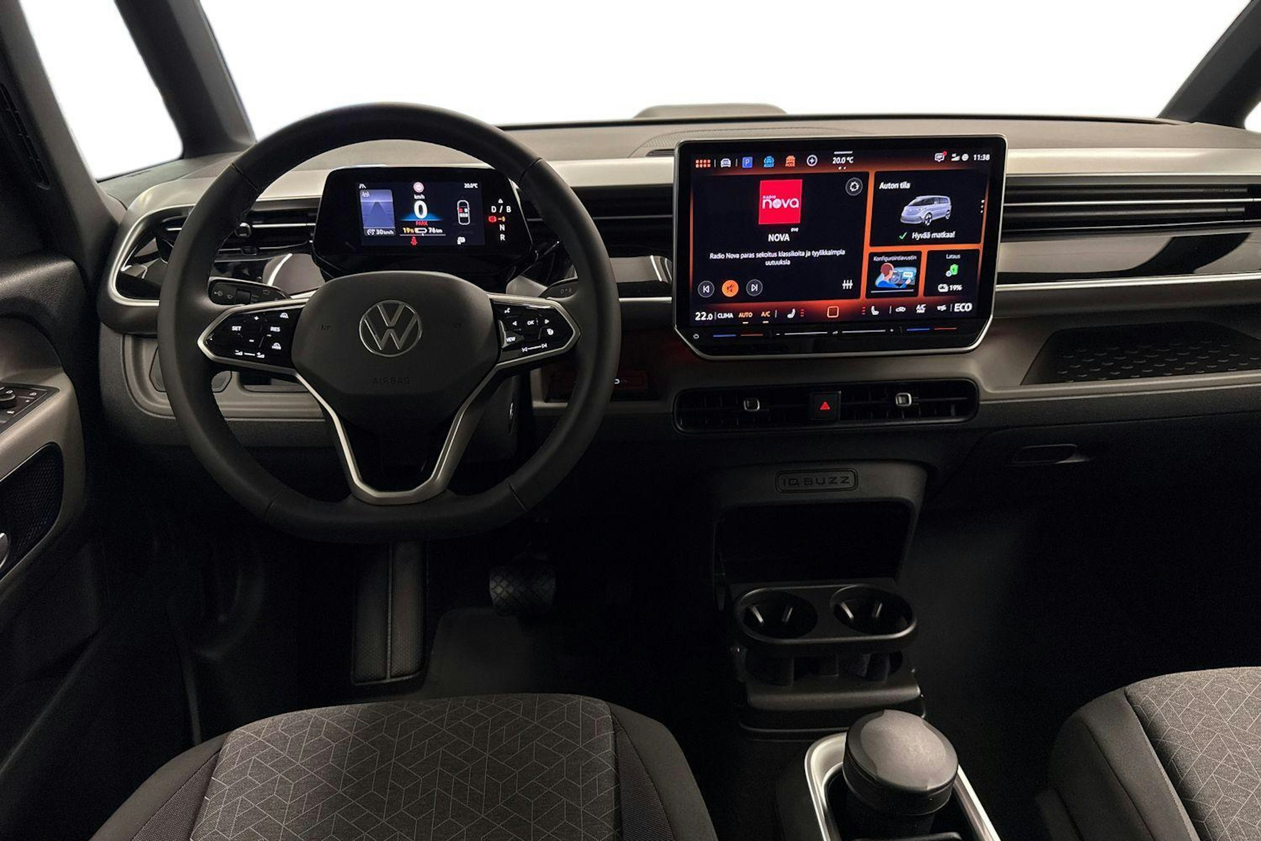met. harmaa Volkswagen ID. Buzz 2026 kuva 9.