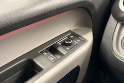 met. harmaa Volkswagen ID. Buzz 2026 kuva 21.