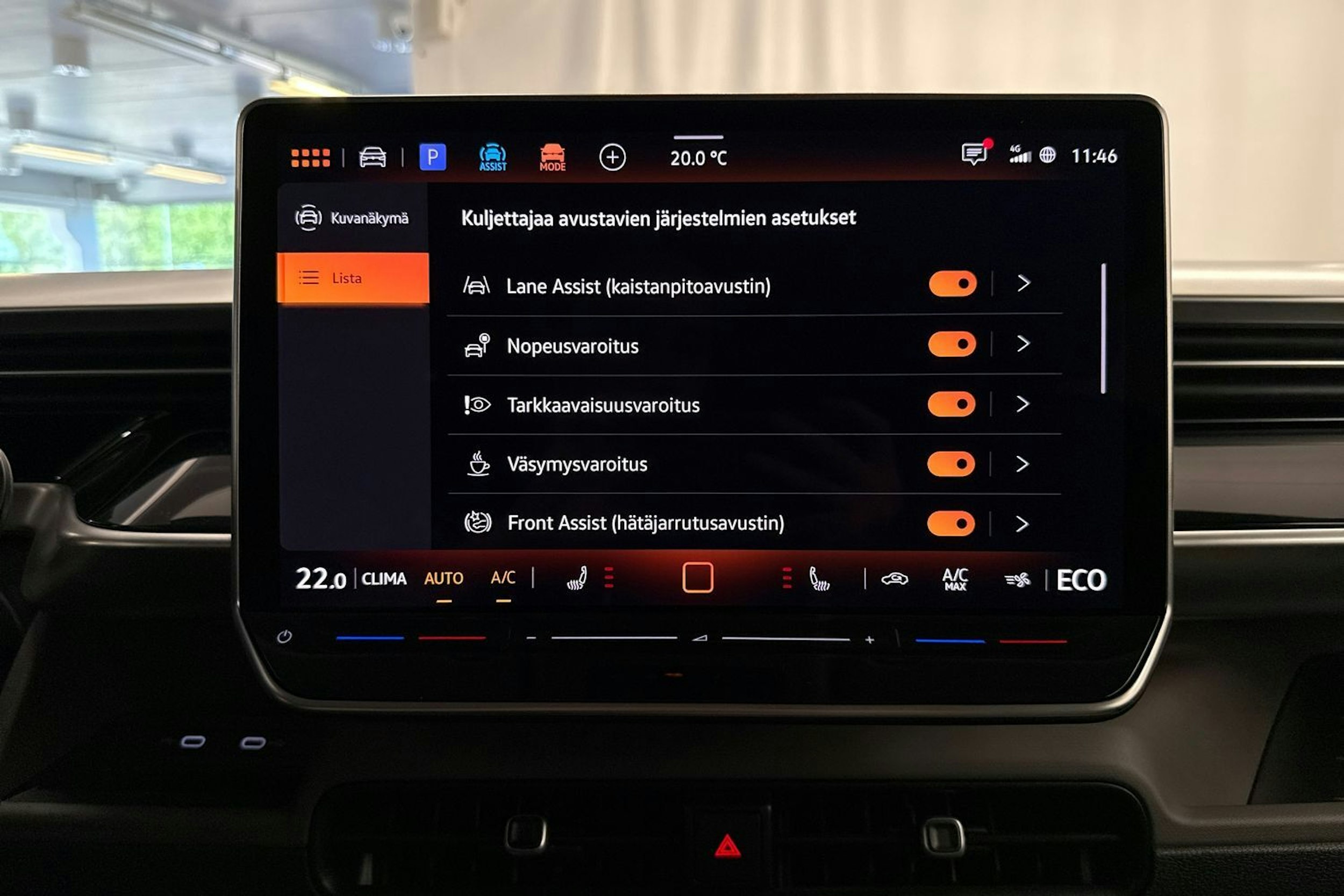 met. harmaa Volkswagen ID. Buzz 2026 kuva 27.