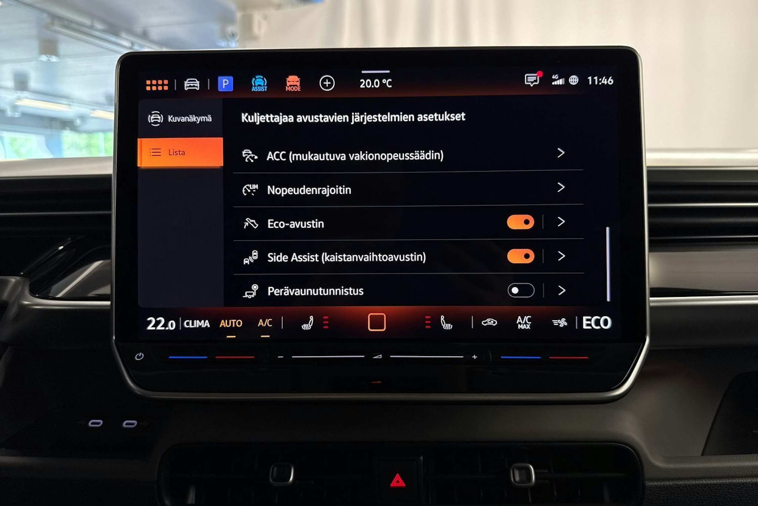 met. harmaa Volkswagen ID. Buzz 2026 kuva 28.