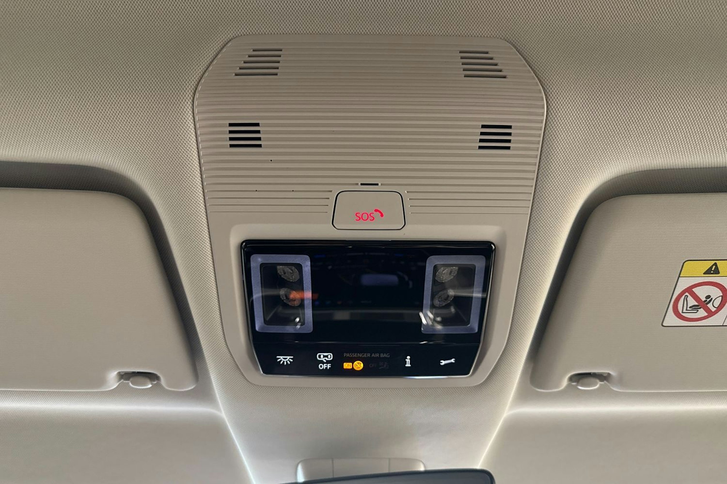 met. harmaa Volkswagen ID. Buzz 2026 kuva 33.