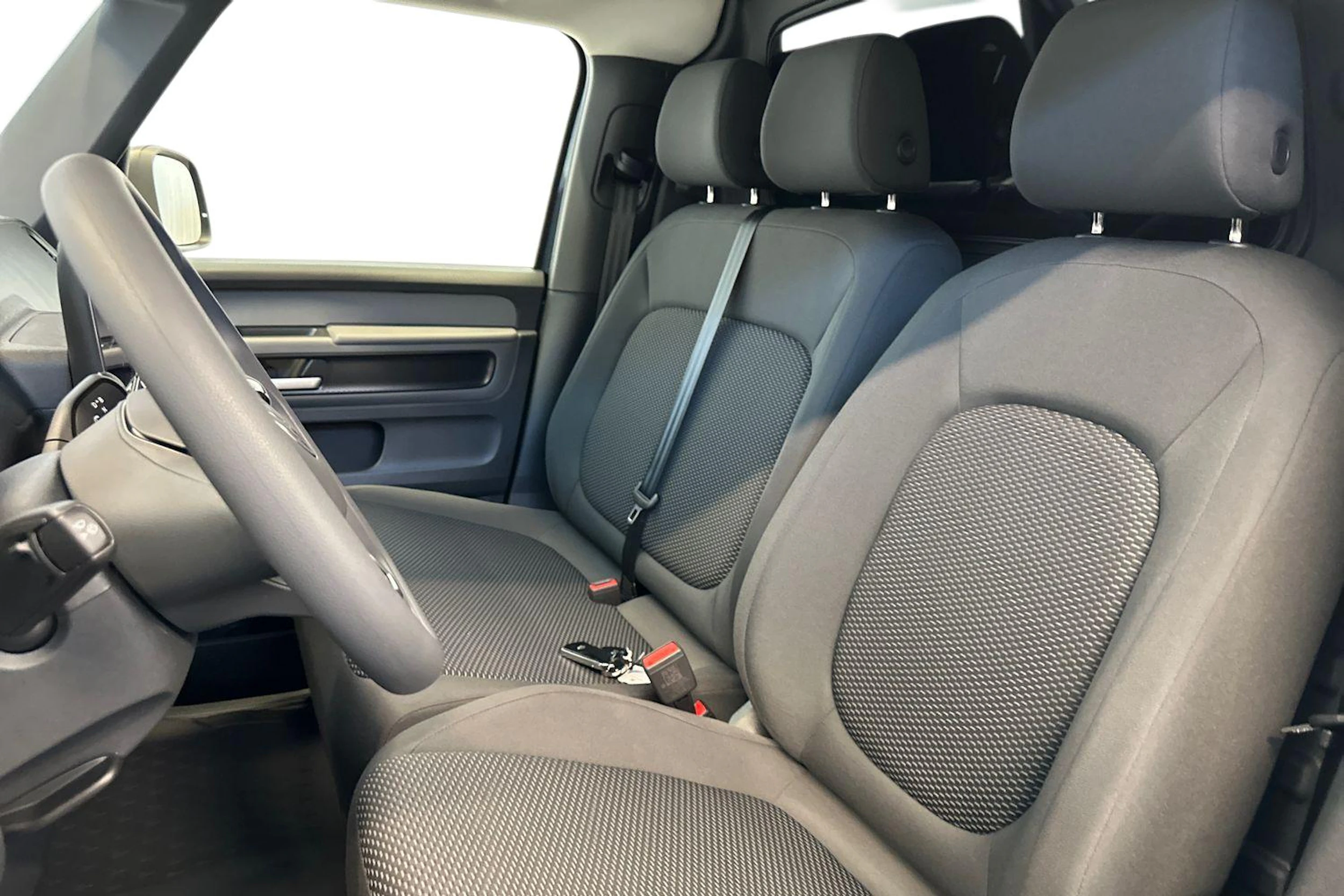 sininen Volkswagen ID. Buzz 2026 kuva 8.