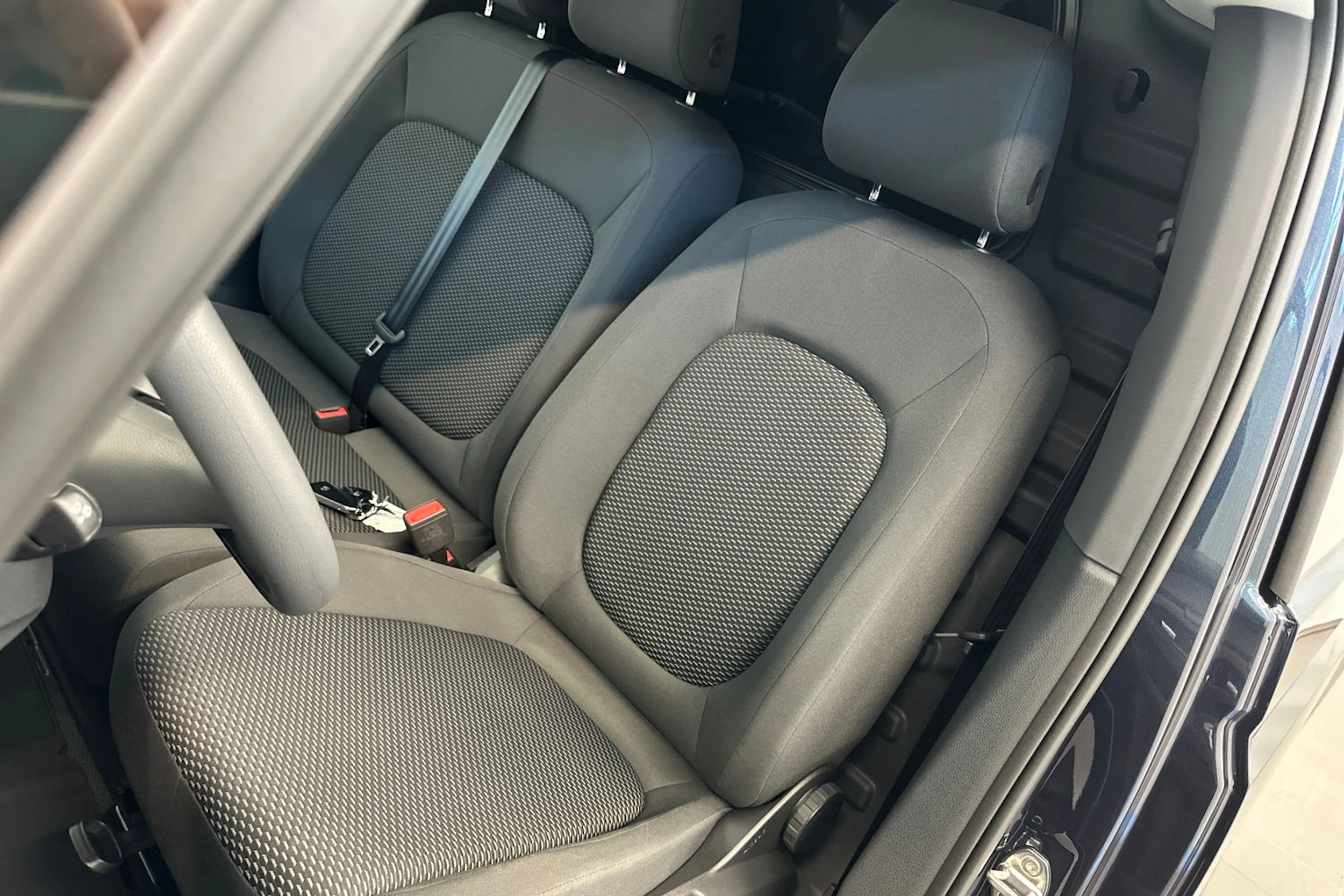 sininen Volkswagen ID. Buzz 2026 kuva 16.
