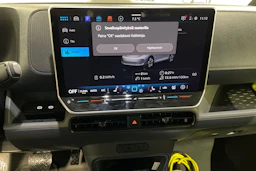 met. harmaa Volkswagen ID. Buzz Cargo 2026 kuva 16.