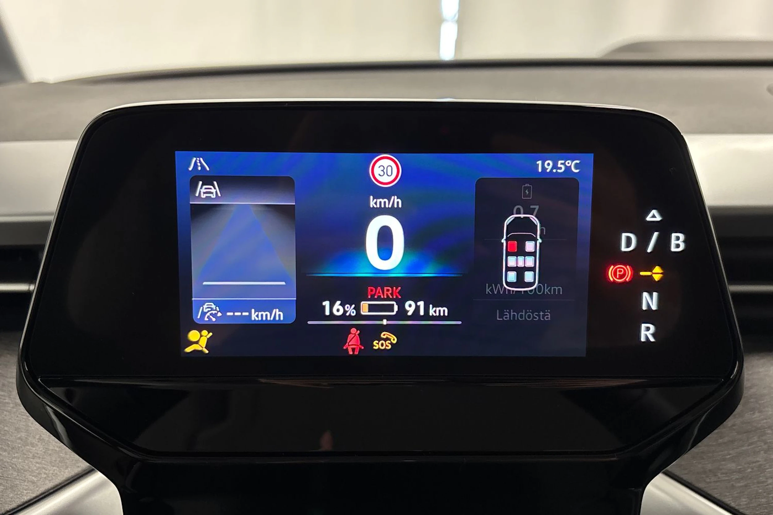 met. musta Volkswagen ID. Buzz 2027 kuva 18.