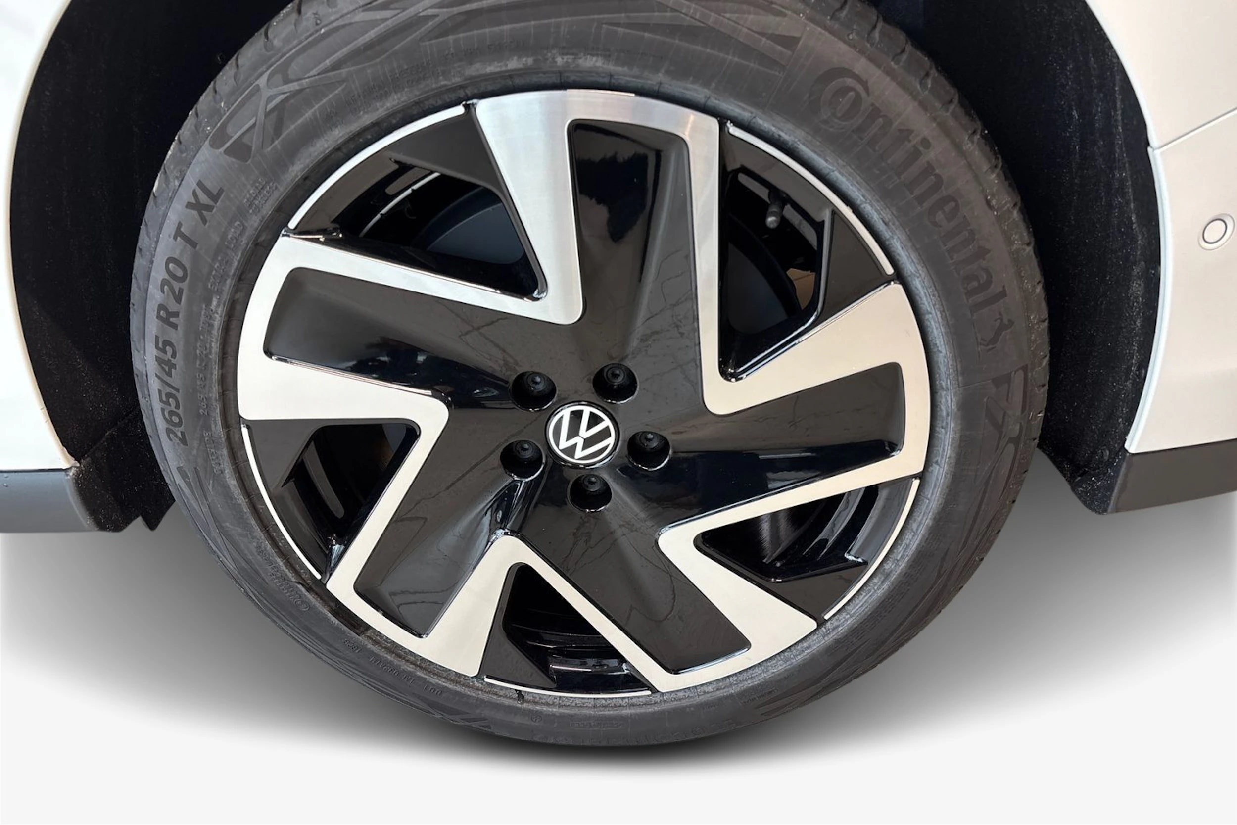 valkoinen Volkswagen ID. Buzz 2026 kuva 12.