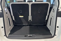 valkoinen Volkswagen ID. Buzz 2026 kuva 14.