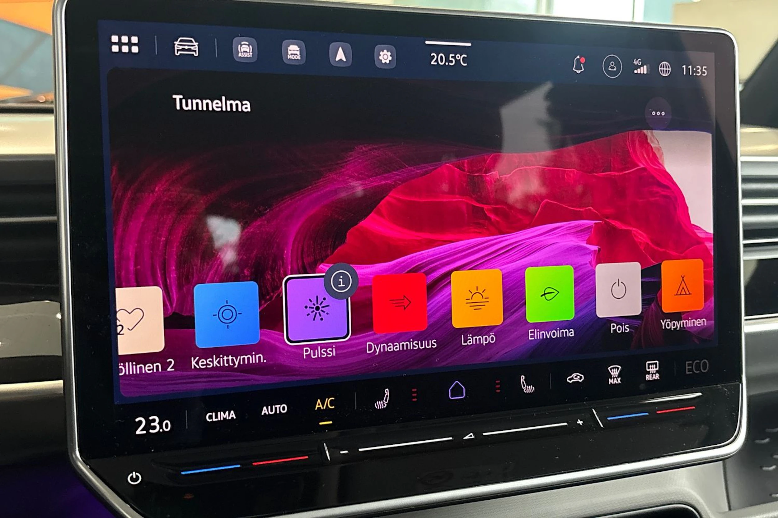 harmaa Volkswagen ID. Buzz 2027 kuva 25.