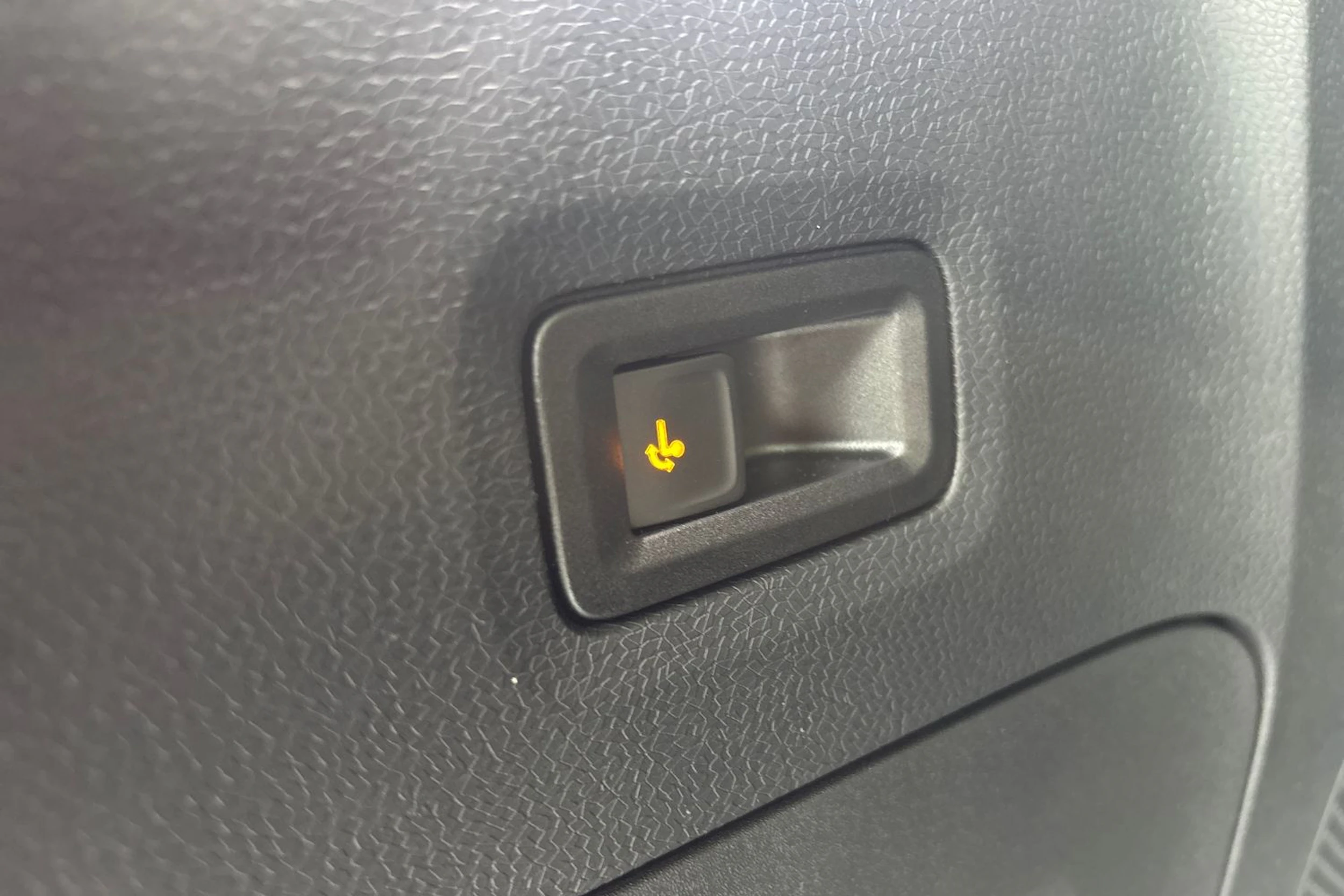 harmaa Volkswagen ID. Buzz 2027 kuva 31.