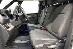 valkoinen Volkswagen ID. Buzz Cargo 2022 kuva 8.