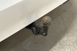 valkoinen Volkswagen ID. Buzz Cargo 2022 kuva 16.