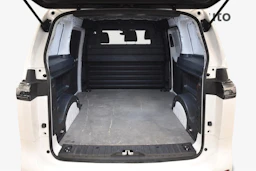 Volkswagen ID. Buzz Cargo 2023 kuva 6.