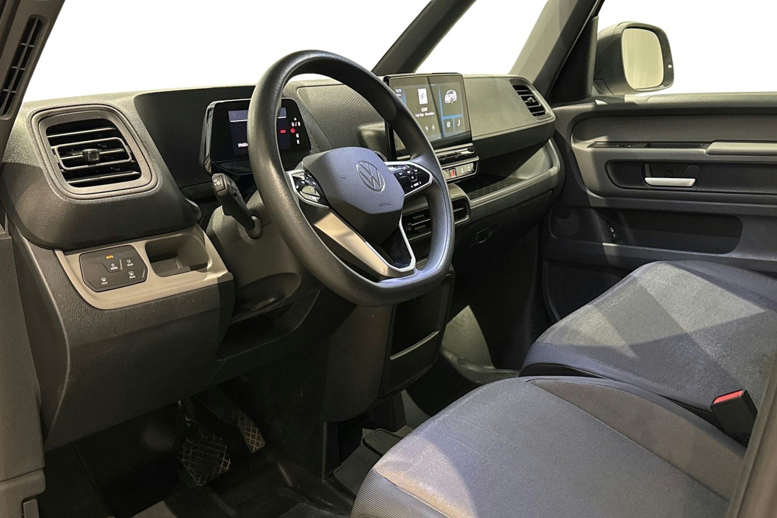 valkoinen Volkswagen ID. Buzz Cargo 2023 kuva 7.