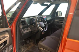 met. oranssi Volkswagen ID. Buzz Cargo 2023 kuva 3.