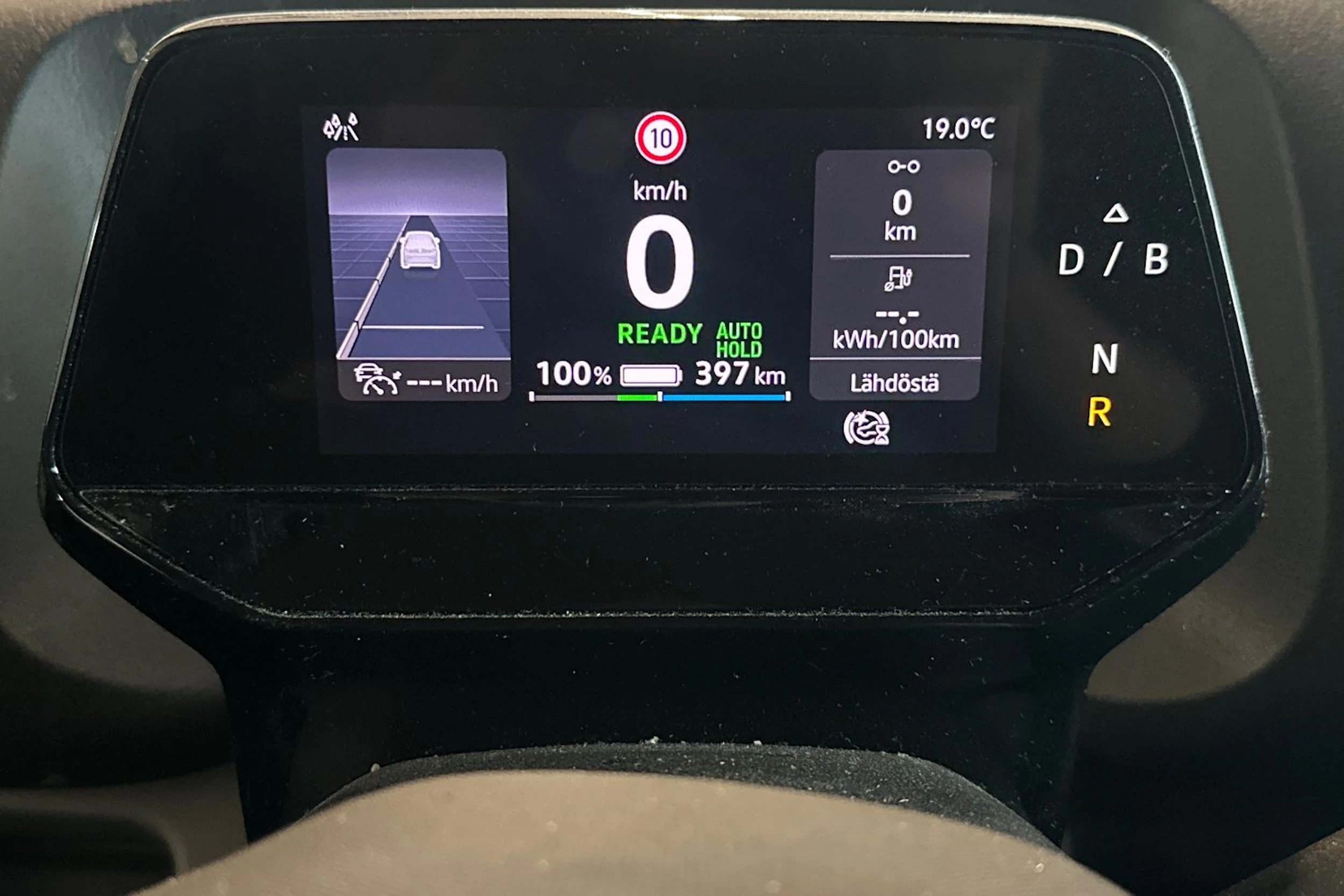 met. oranssi Volkswagen ID. Buzz Cargo 2023 kuva 5.