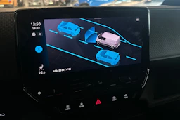 met. oranssi Volkswagen ID. Buzz Cargo 2023 kuva 6.