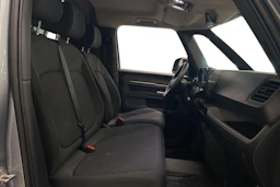 harmaa Volkswagen ID. Buzz Cargo 2023 kuva 11.