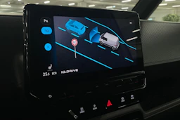 harmaa Volkswagen ID. Buzz Cargo 2023 kuva 19.