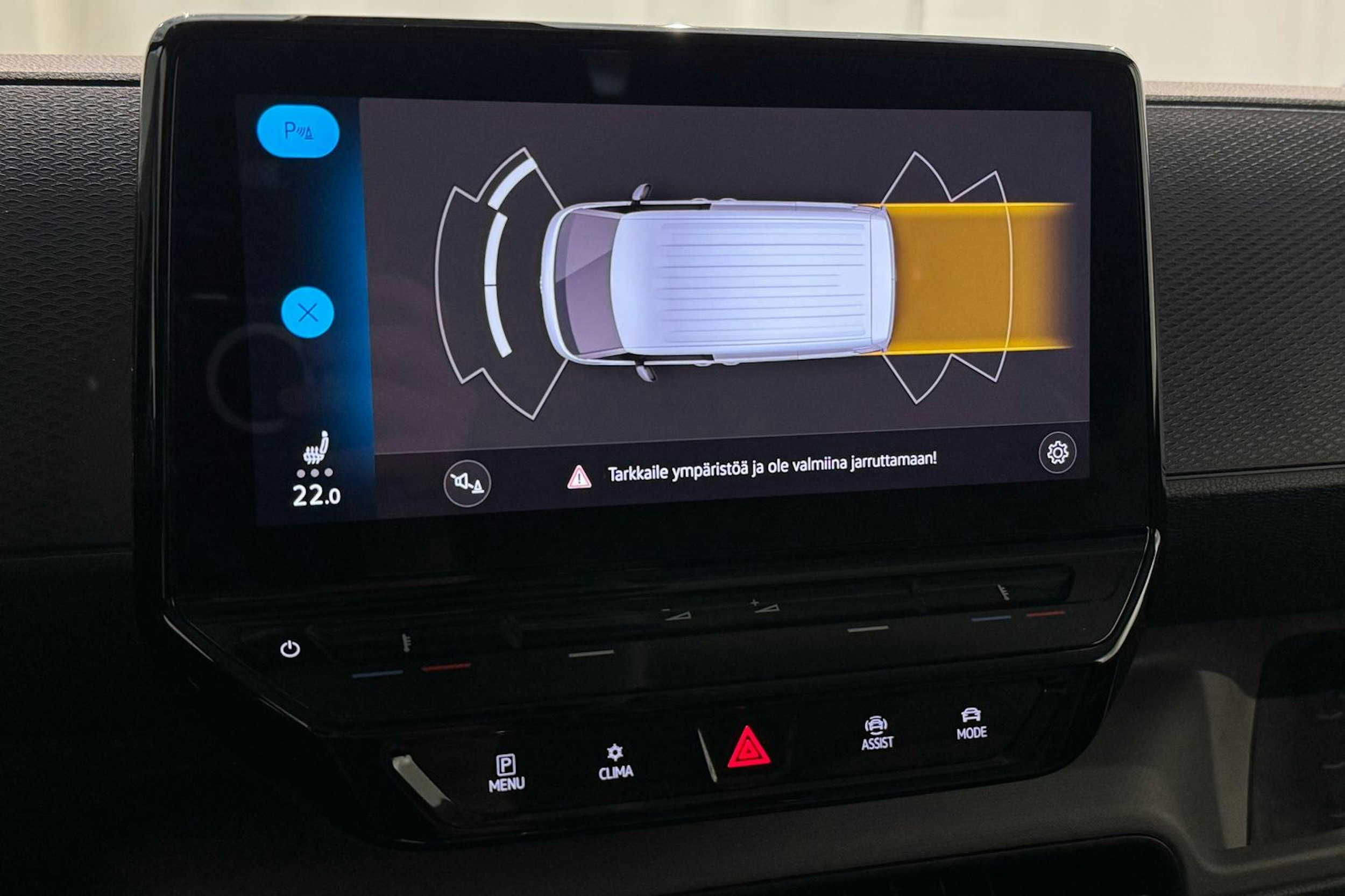 valkoinen Volkswagen ID. Buzz Cargo 2023 kuva 17.