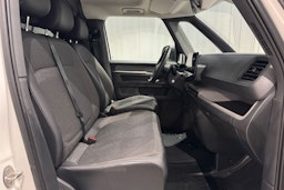 valkoinen Volkswagen ID. Buzz Cargo 2023 kuva 29.