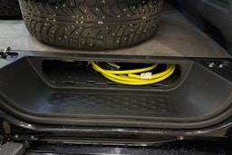 musta Volkswagen ID. Buzz Cargo 2023 kuva 13.