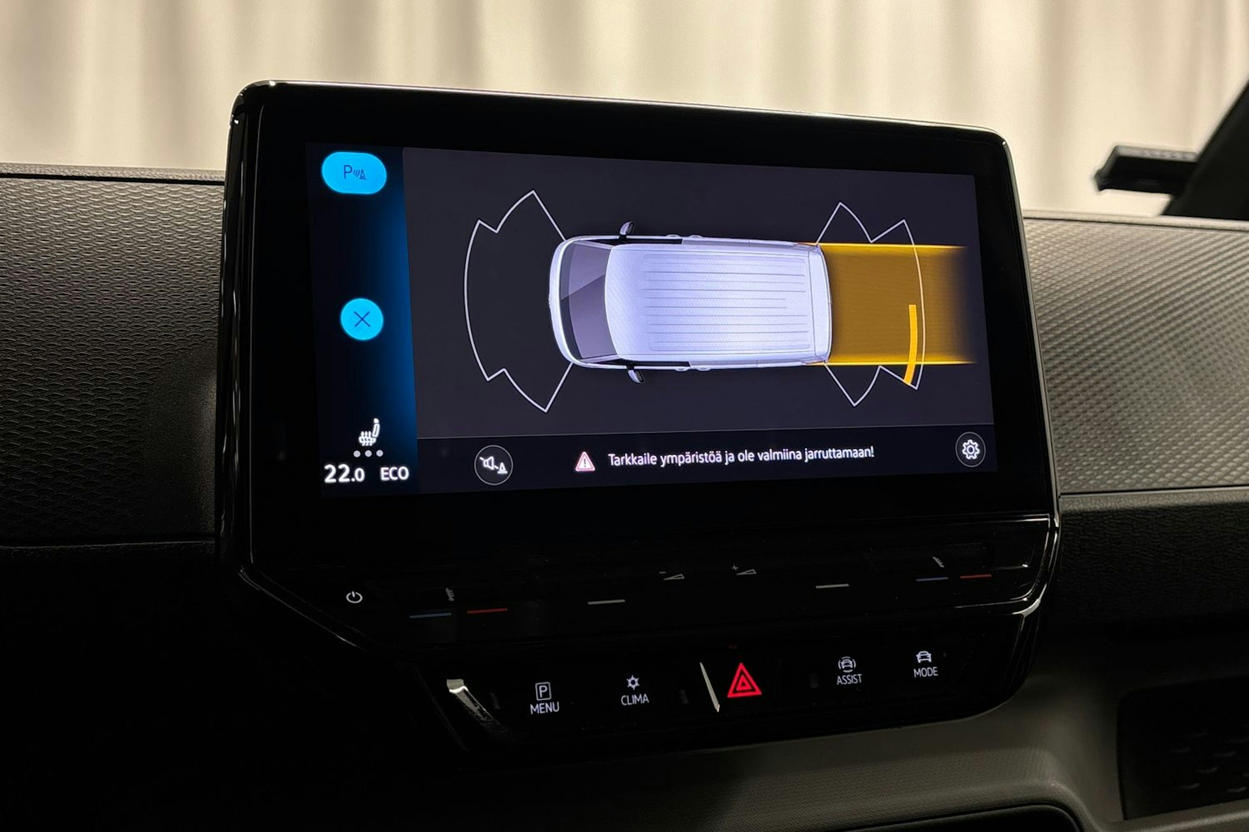 valkoinen Volkswagen ID. Buzz Cargo 2023 kuva 19.