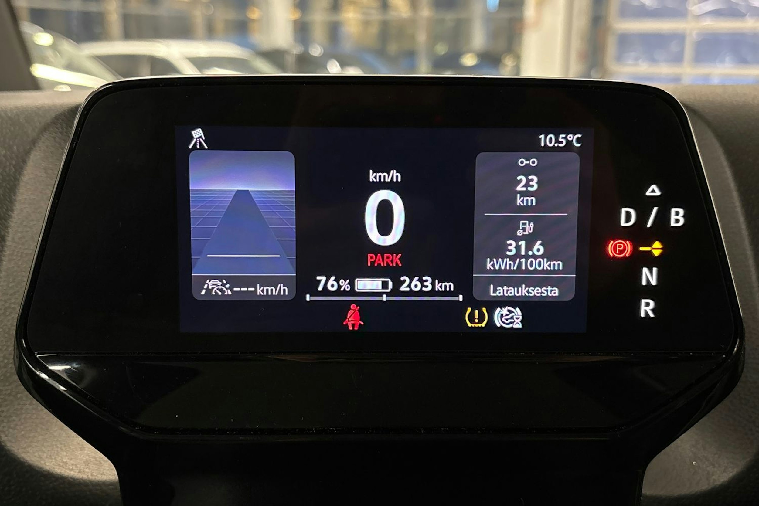 valkoinen Volkswagen ID. Buzz Cargo 2023 kuva 27.