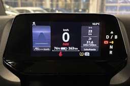 valkoinen Volkswagen ID. Buzz Cargo 2023 kuva 27.