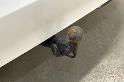 valkoinen Volkswagen ID. Buzz Cargo 2023 kuva 12.