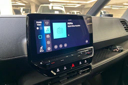 valkoinen Volkswagen ID. Buzz Cargo 2023 kuva 16.