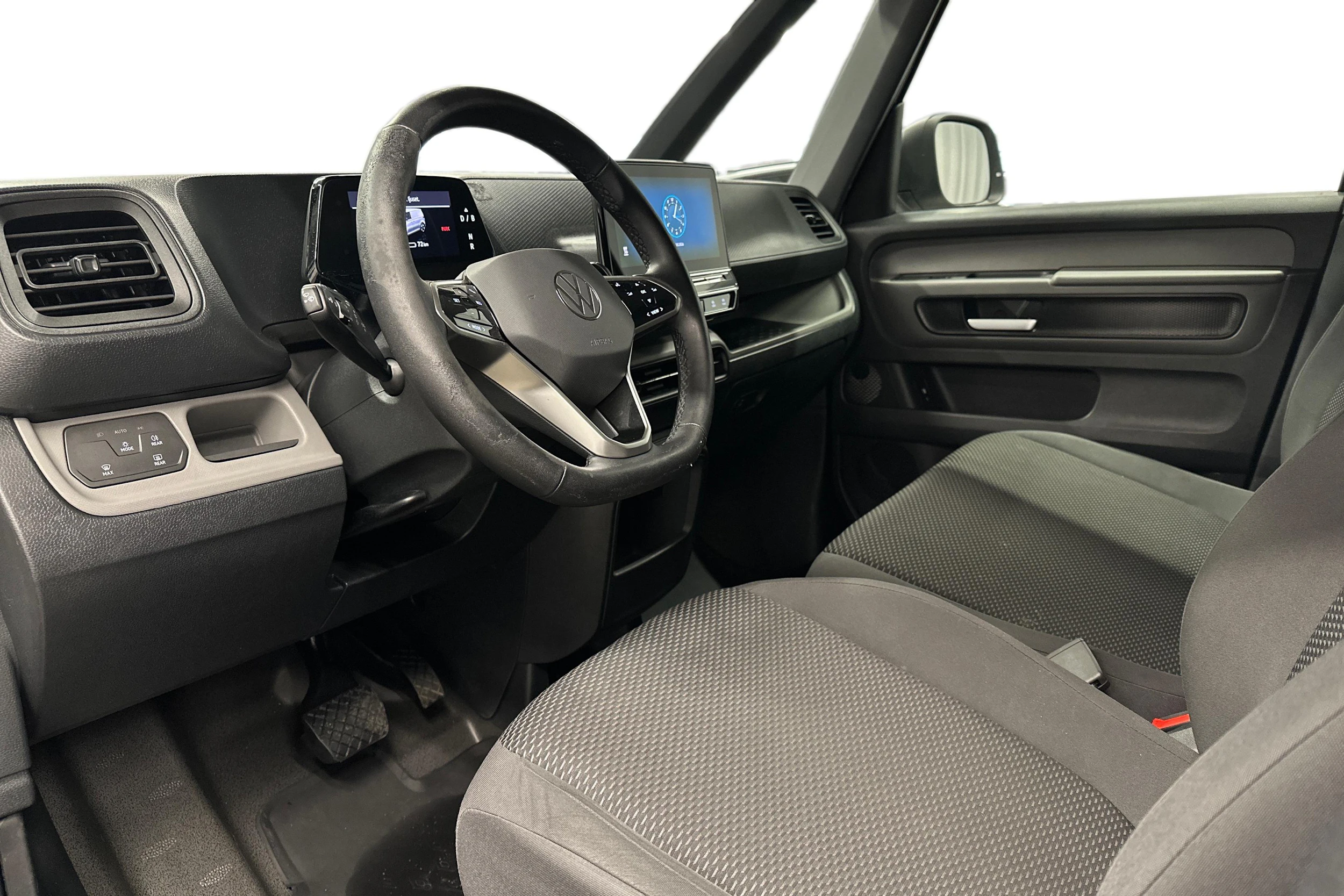 valkoinen Volkswagen ID. Buzz Cargo 2023 kuva 6.