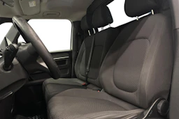 valkoinen Volkswagen ID. Buzz Cargo 2023 kuva 8.