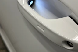 valkoinen Volkswagen ID. Buzz Cargo 2023 kuva 16.