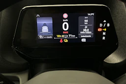 valkoinen Volkswagen ID. Buzz Cargo 2023 kuva 27.