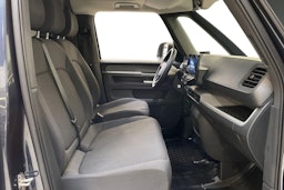 met. valkoinen Volkswagen ID. Buzz Cargo 2023 kuva 8.