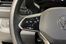 met. valkoinen Volkswagen ID. Buzz Cargo 2023 kuva 13.
